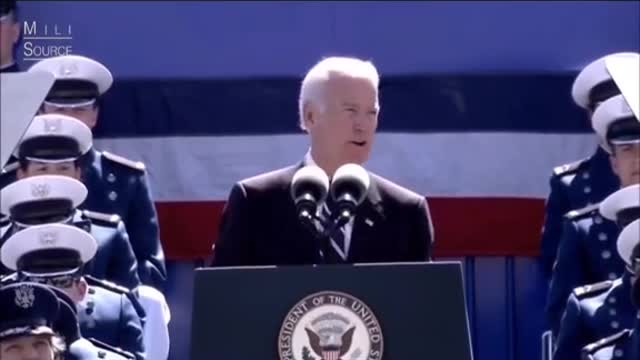 New World Order라고 말하는데, 사람들 제발 이게 뭔지 좀 찾아보세요!