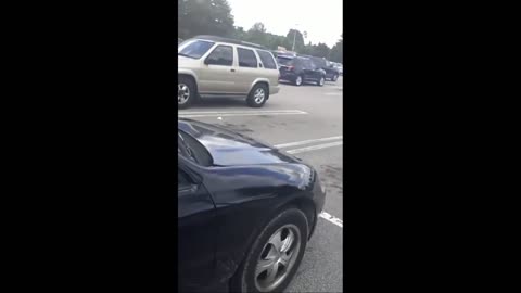 Dad Cracks Up after Son Asks Him to Lock Convertible Doors (1)