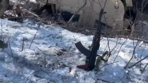 🇷🇺🇺🇦 Georgian mercenaries lost an American Humvee near Chasov Yar