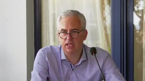 ΚΑΘΗΓΗΤΗΣ ΝΟΜΙΚΗΣ ΚΩΝΣΤ. ΒΑΘΙΩΤΗΣ: «ΔΙΕΣΤΡΕΨΑΝ ΤΗΝ ΟΡΟΛΟΓΙΑ ΓΙΑ ΝΑ ΠΑΡΟΥΝ ΜΙΑ ΣΤΡΑΤΙΑ ΜΕΤΡΩΝ»!