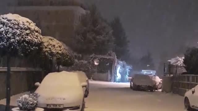gök-türk te sabah kar manzarası