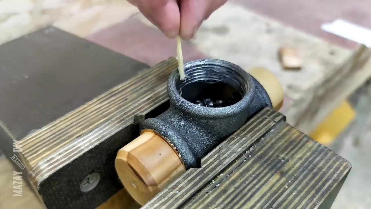 DIY Dead Blow Mallet with a "secret ingredient"