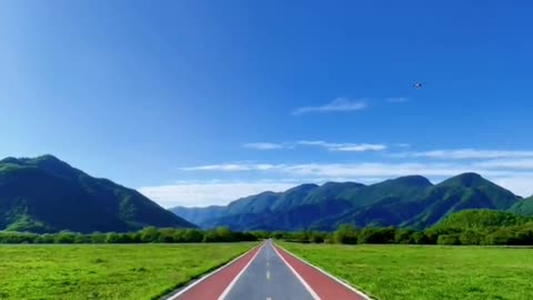 Travel on the Road Recommender The Most Beautiful Highway Scenery of Dajiuhu Lake