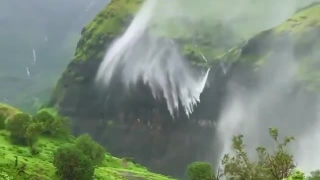 Strong winds create a reverse waterfall in Maharashtra, India