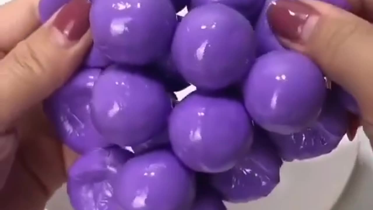 Satisfied videos for grapes