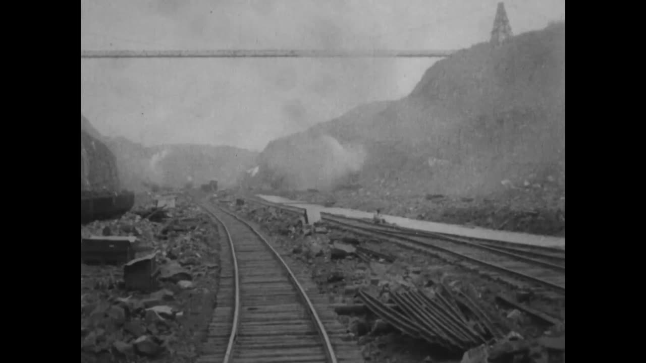 The Construction of the Panama Canal 1913-1914