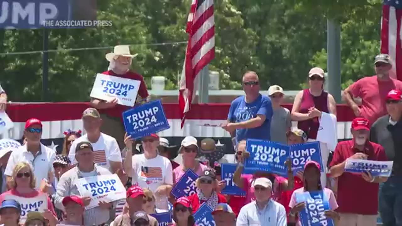 Trump Kicks Off Independence Day Weekend With Rally 👍