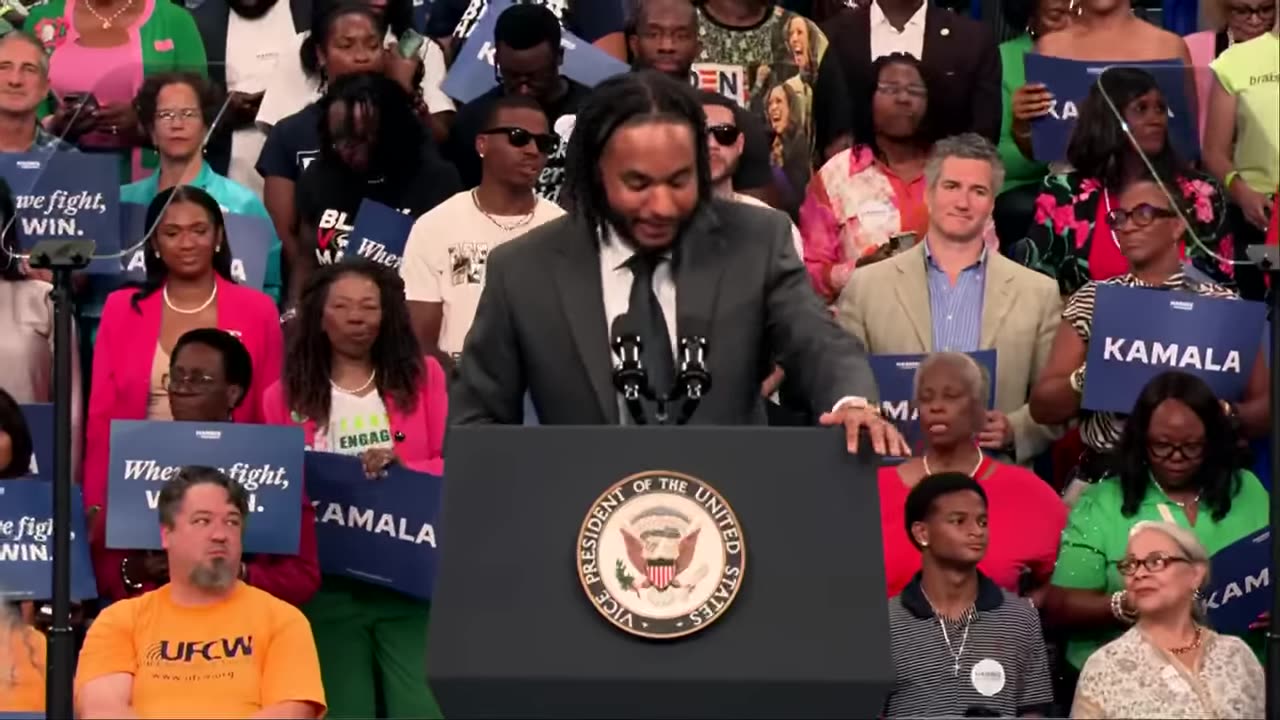 Quavo Morehouse grad introduce Kamala Harris at Atlanta rally FOX 5 News