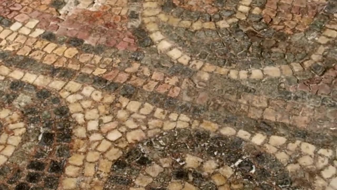 Кодираните тайни в Каменната книга - Мозайката Ирeне, на гости на Жорж Трак - Иван Тренев.
