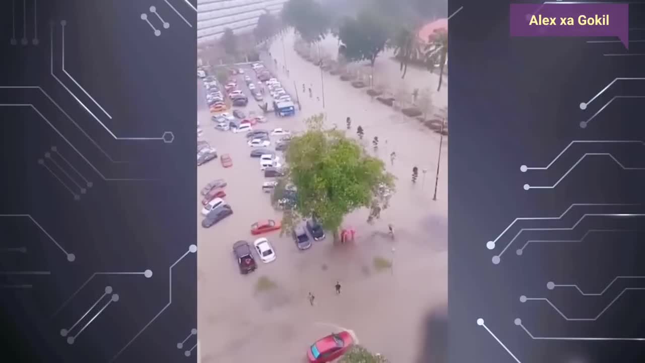500 Mobil Tenggelam,Banjir Dahsyat Johor Bahru Malaysia Hari ini 2/8/2022,Banjir Kilat di Johor