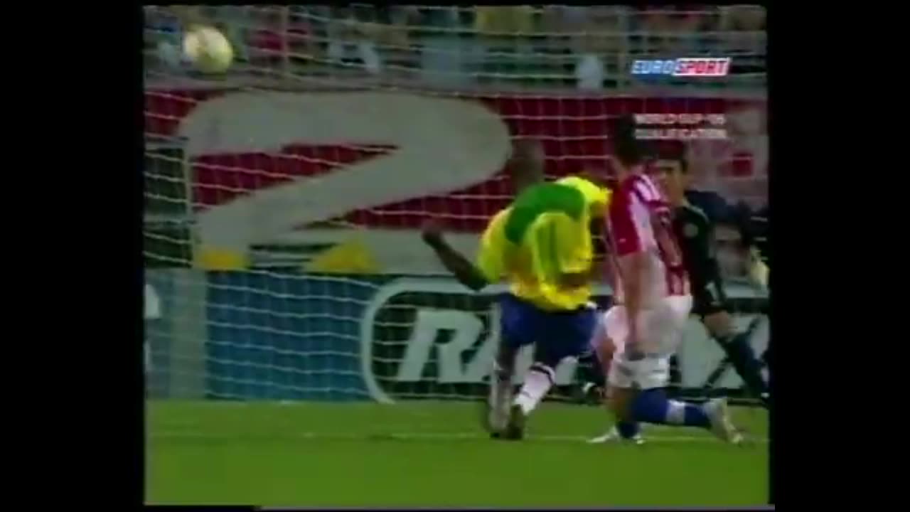 Brazil vs Paraguay (World Cup 2006 Qualifier)