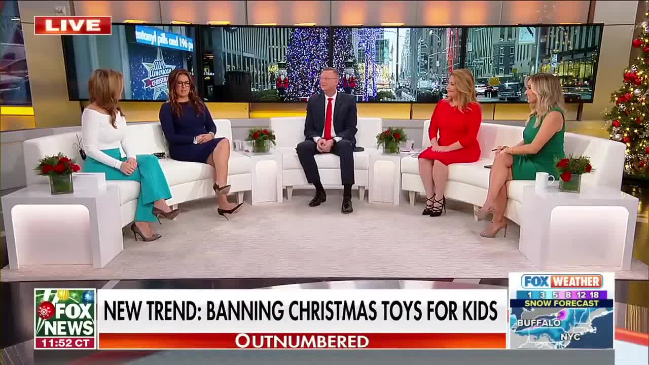 New trend has families banning Christmas toys for children