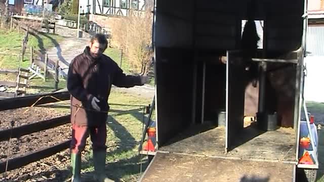 Ausbildung - STEIGT EIN