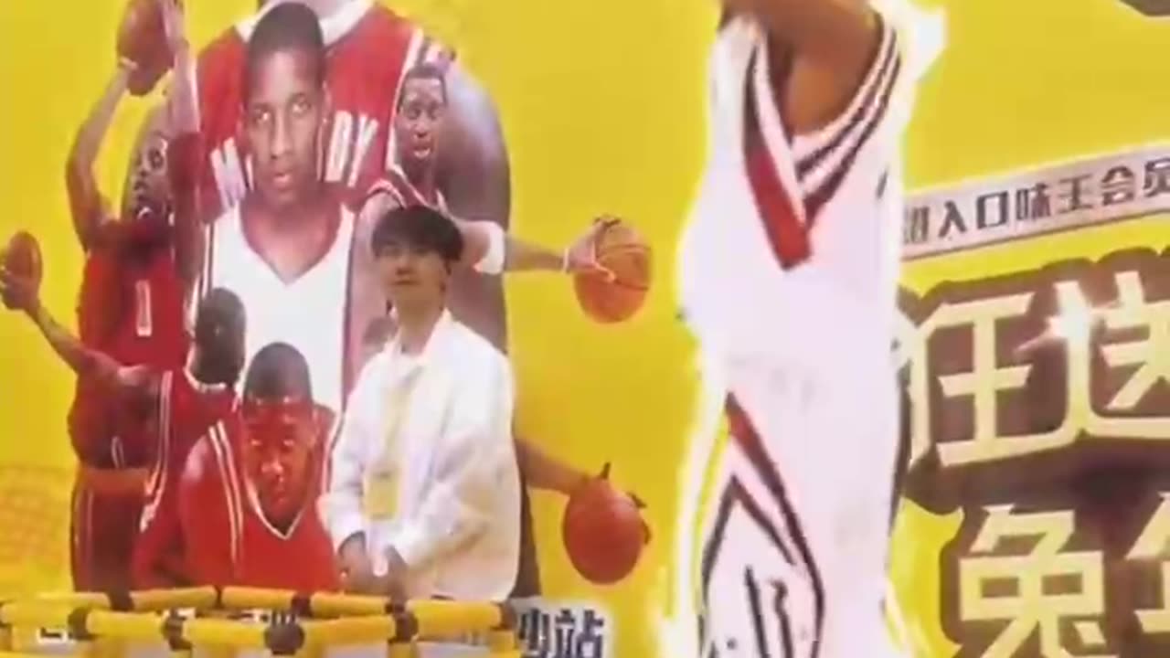 Tracy McGrady China tour Chinese guy finds moves to match Tracy McGrady