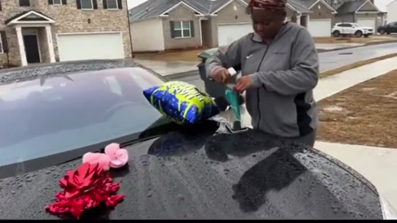 Ungrateful daughter doesn't want her gift.