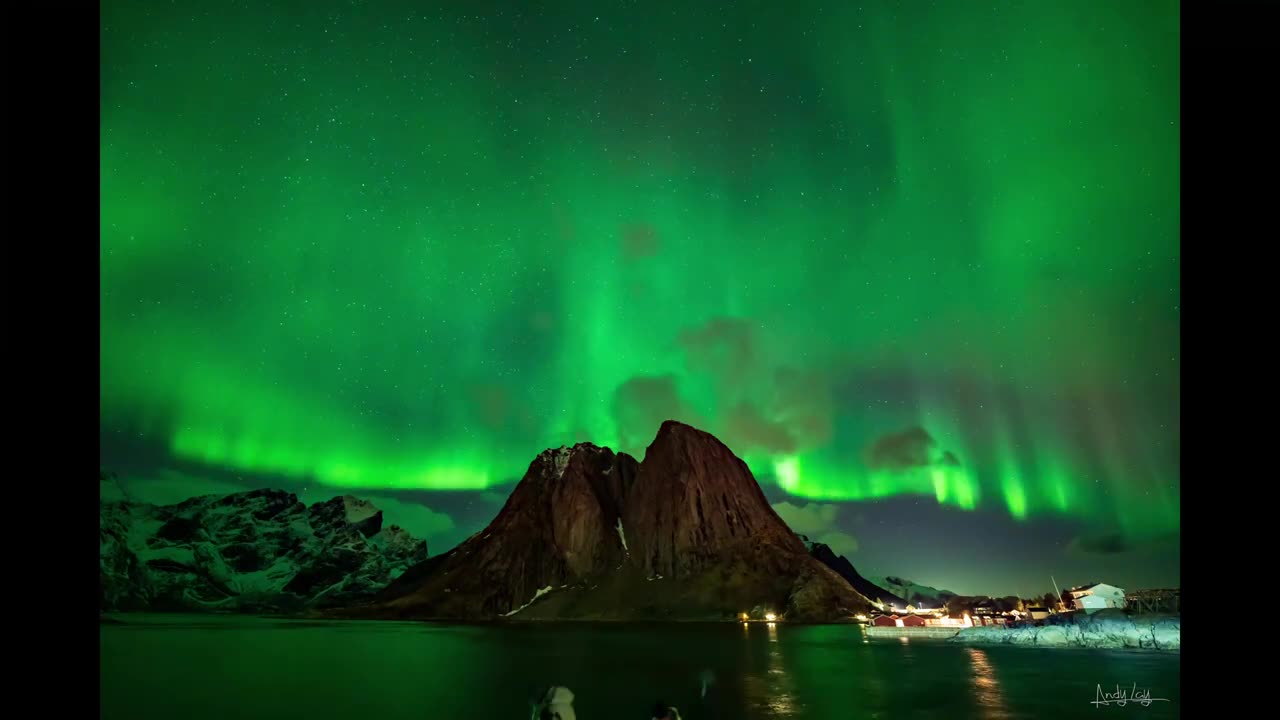2023 Lofoten Epic Northern Lights Timelapse