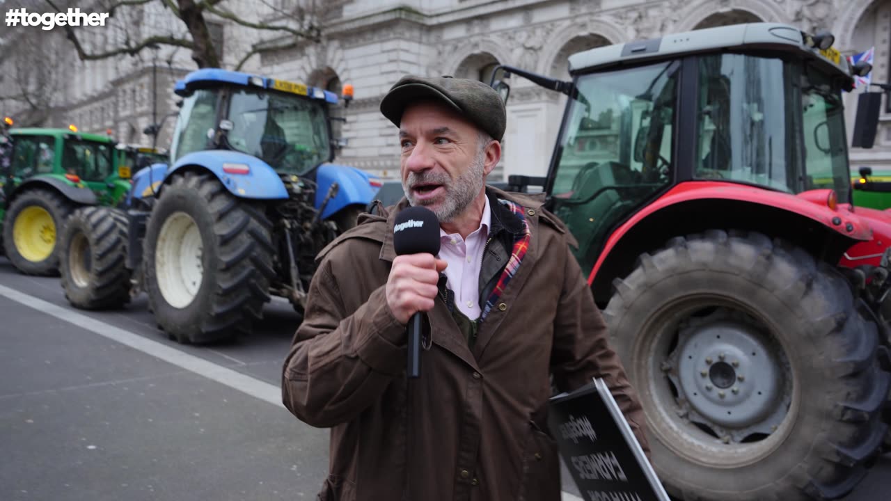 FARMER PROTEST: "You better be listening Keir Starmer & Rachel Reeves" (Alan Miller)