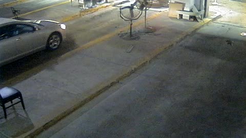 3138RHOBG3CStGarageLeftDoor_2021-01-05_18h08min39s210ms.mp4