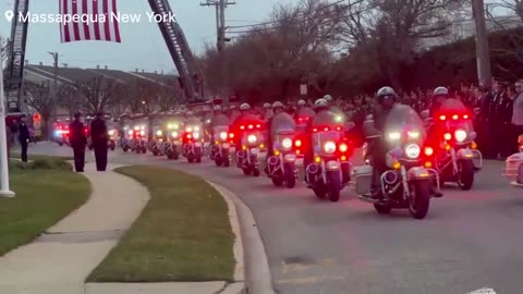 Thousands of NYPD Officers Gather to Honor Dead Officer Jonathan Diller who was shot and Killed