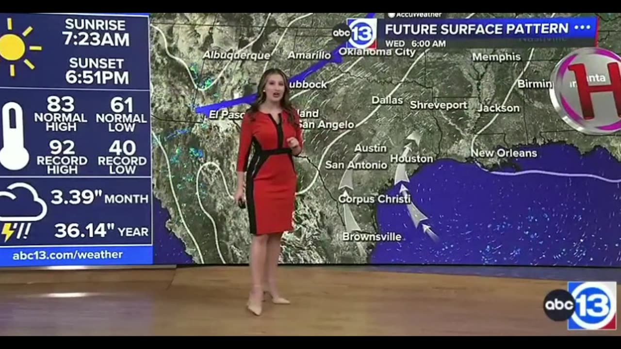 ABC13 Houston's Hot Elyse Smith On 101523