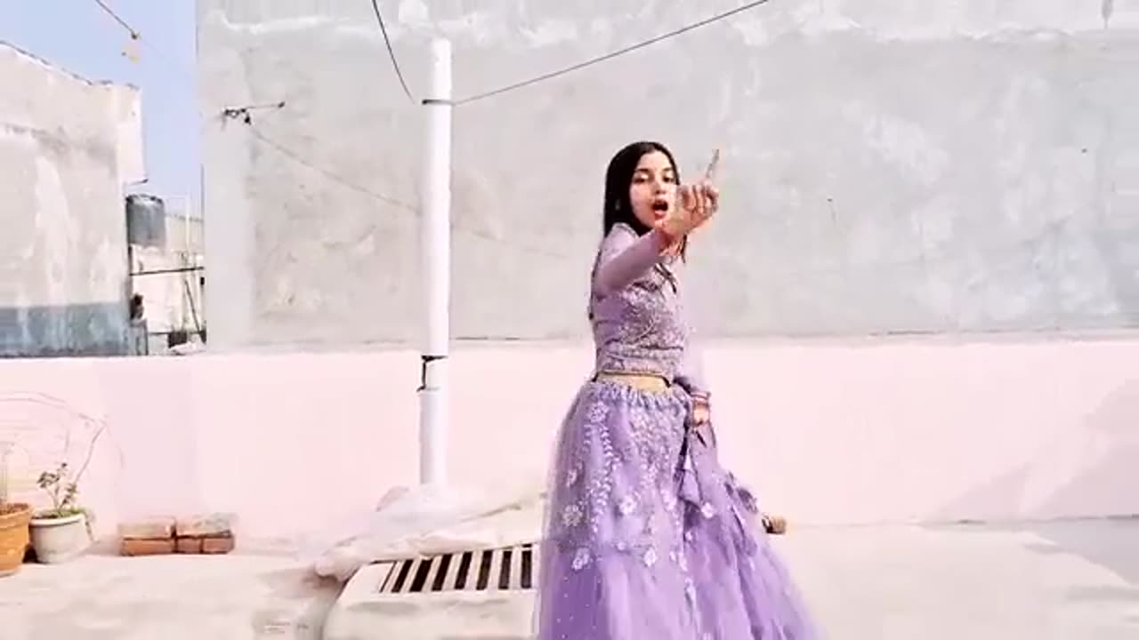 Utha le Jaunga Song Dance