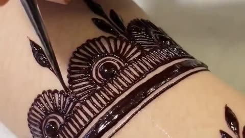 Beautiful mehndi design❣️❣️