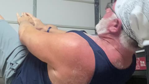 Ab-O-Rama, Knee-Touch Crunches!!