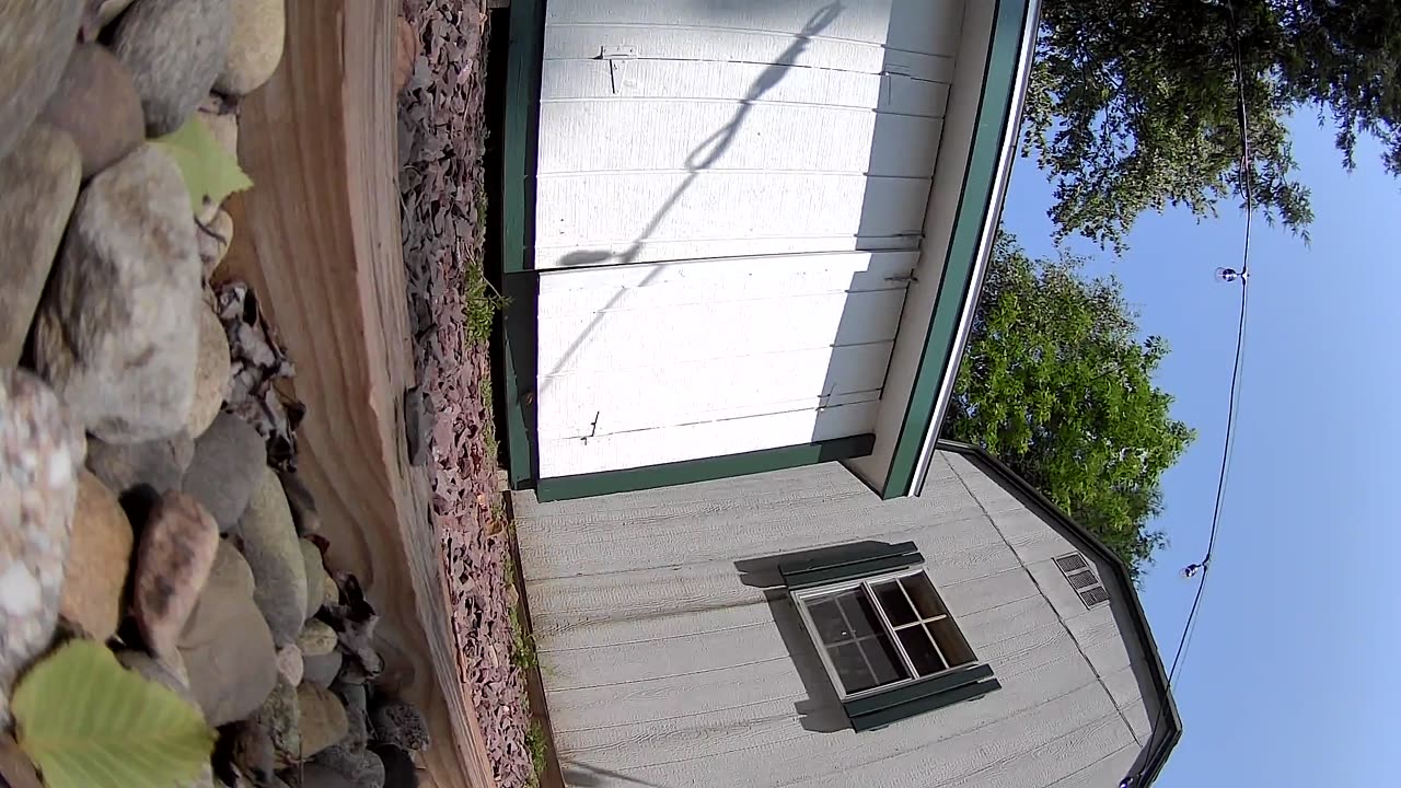 Failure: Camera falls down