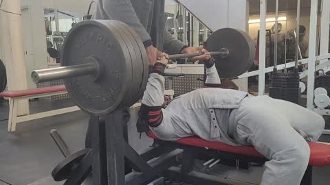 180kg Bench press PR