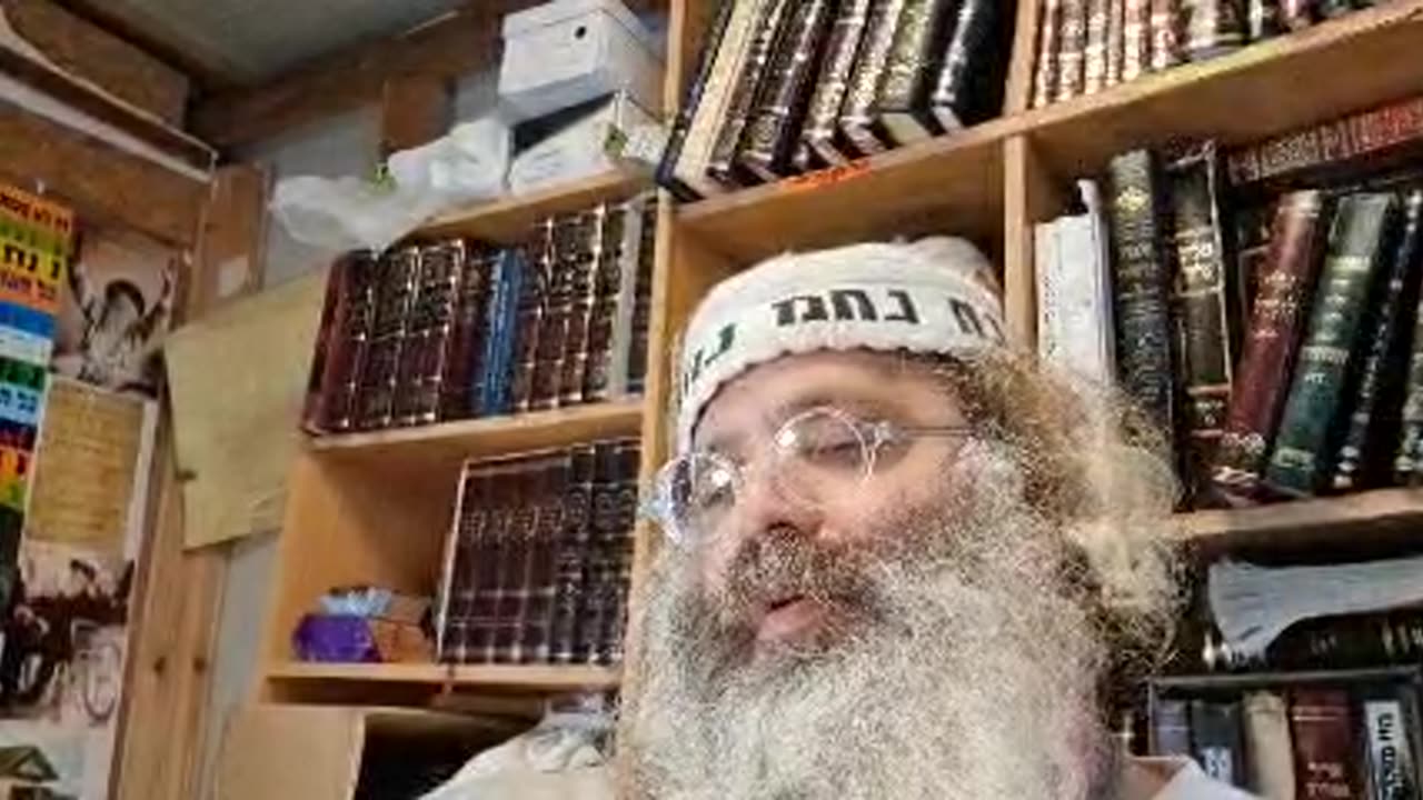 חסיד שוטה ורשע ערום ואשה פרושה ומכות פרושין הרי אלו מבלי עולם - שיר נ נח מסכת סוטה דף כ