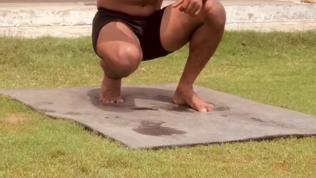 How To Do One Arm Pushup | one hand pushups | pushups #pushups