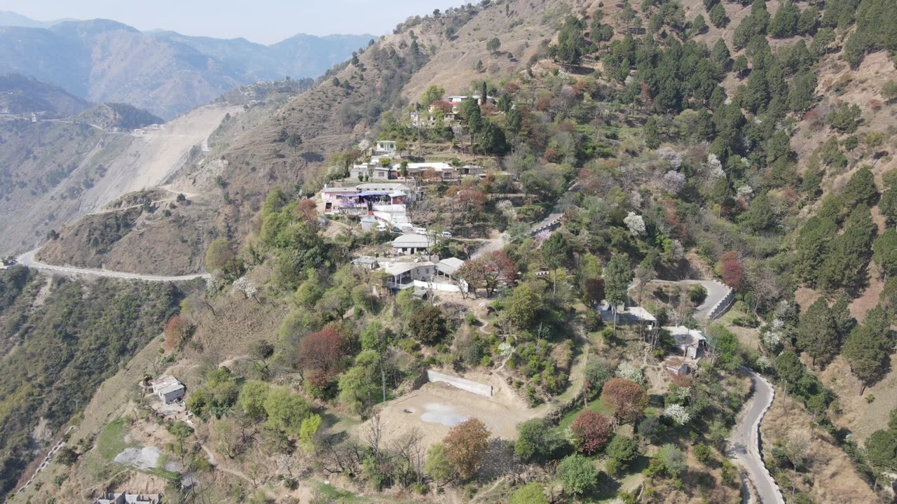 Jaw-dropping beauty of Muzaffarabad, Azad Kashmir - a must-see for travel enthusiasts!