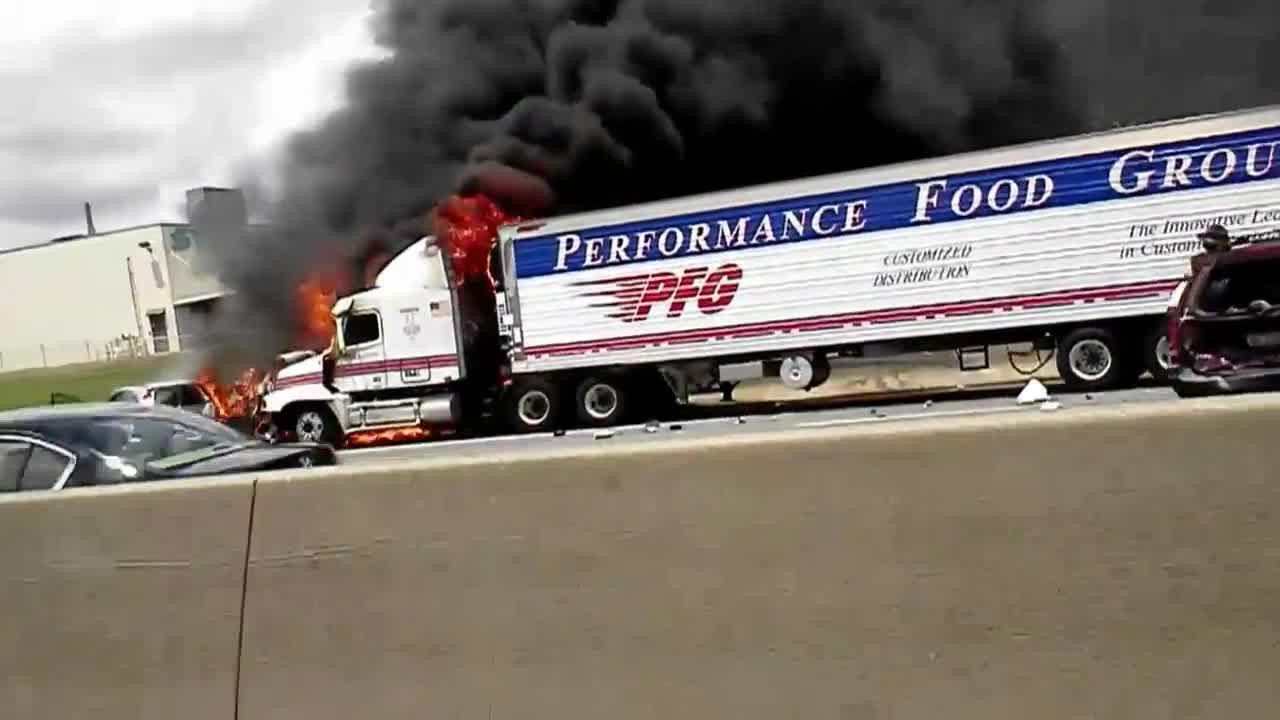 Truck crash fire I-85 Charlotte, NC