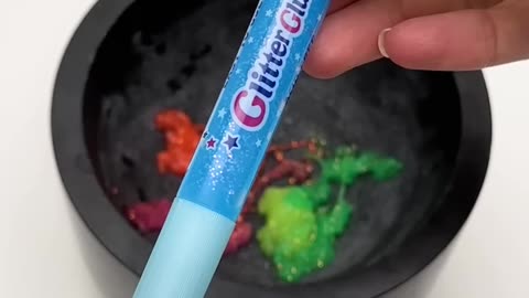 Satisfying crushing-slime crush glitters