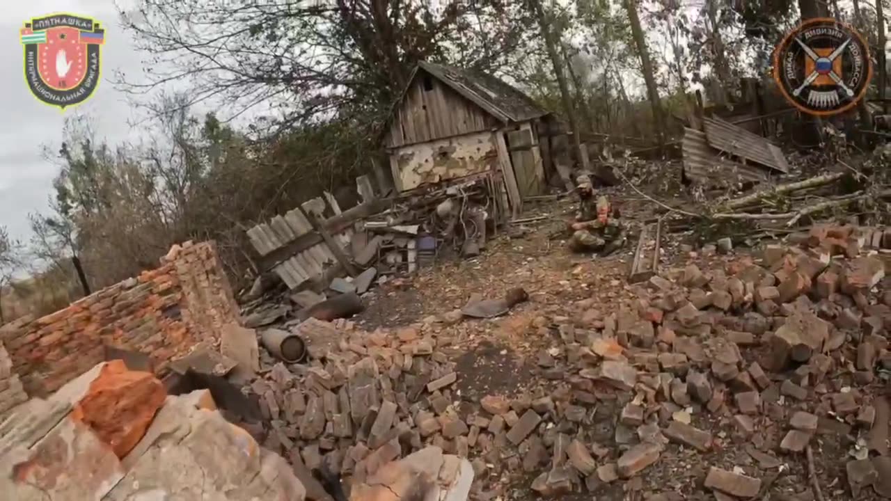 🇷🇺🇺🇦Atmospheric footage of the clearing of the village of Borki