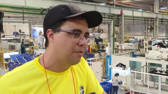 A Brazil factory in Sao Paulo stops to watch Brazil vs. Serbia at Qatar 2022 World Cup Sele__o