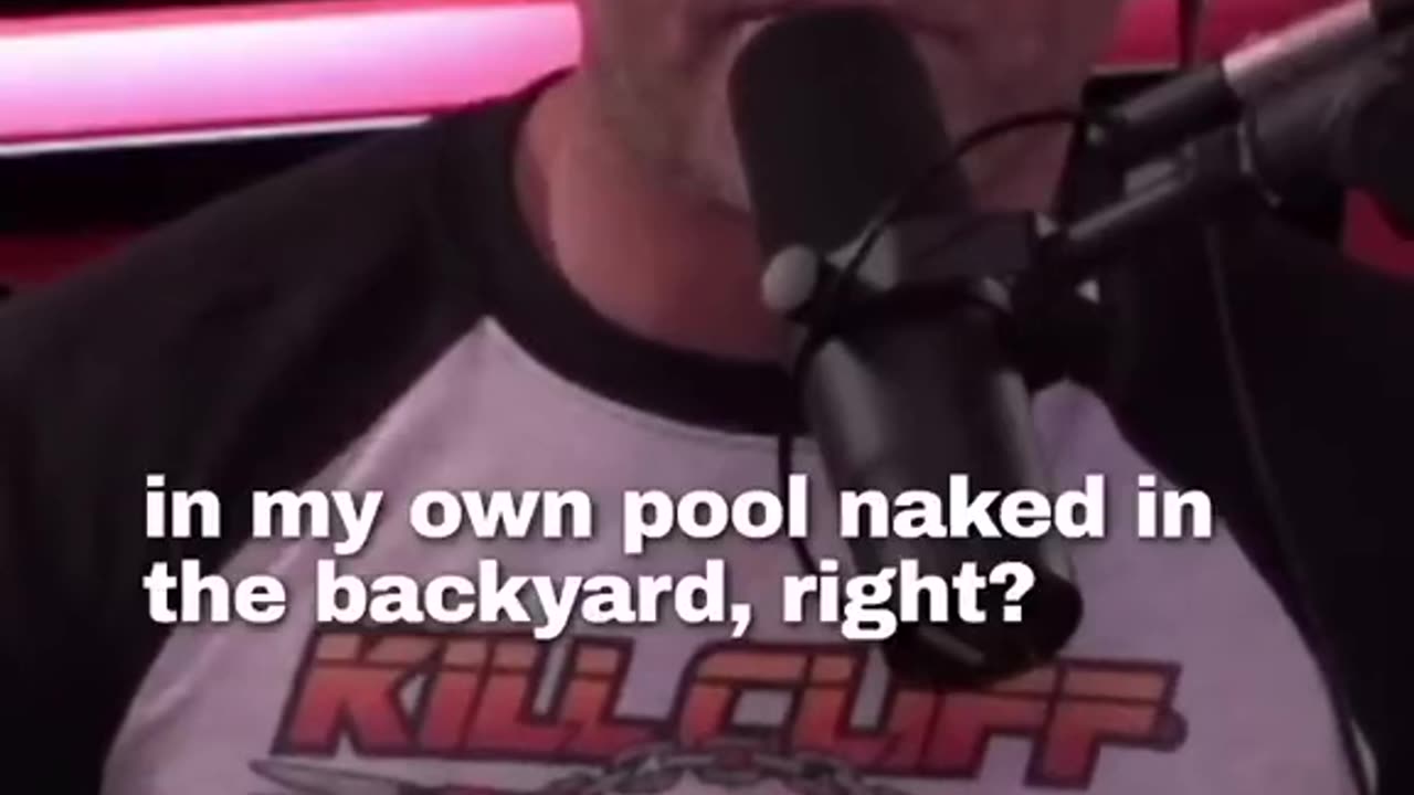 How Joe Rogan Almost Died In A Pool #jre #jreclips #joeroganclips #die #neardeathexperences #neardea