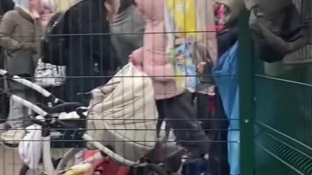 Ukrainians desperately trying to cross border