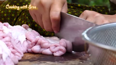Delicious Pig Intestine Crunchy Pig Intestine Recipe - Crunchy Cooking - Cooking with Sros