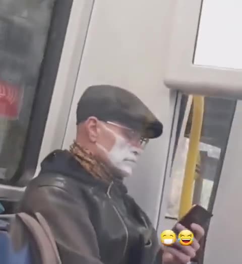 Locuras Covid 4: mascarilla pintada