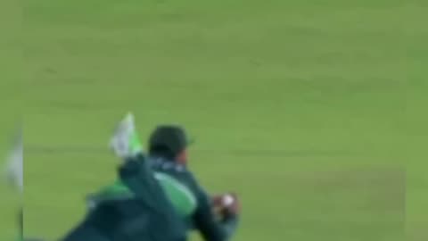 Shadab Khan Catch