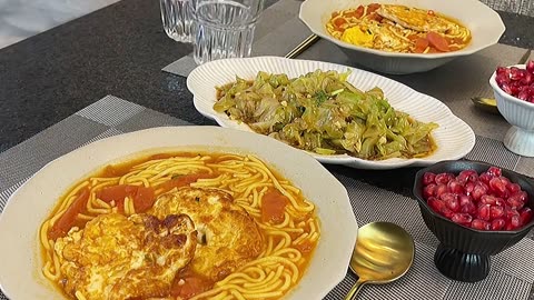 tomato and egg stewed noodles, refreshing cabbage | tomato and egg chinese recipe