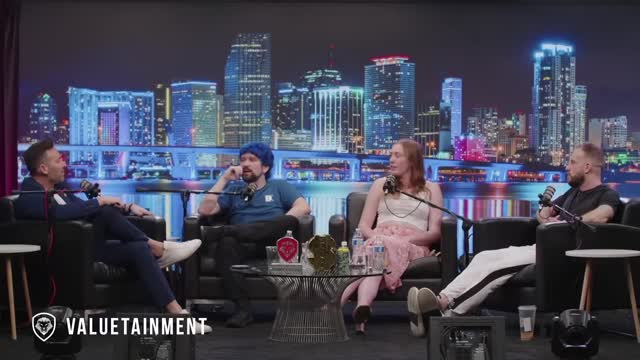 Andrew Tate Heated Debate Between @destiny & @JustPearlyThings
