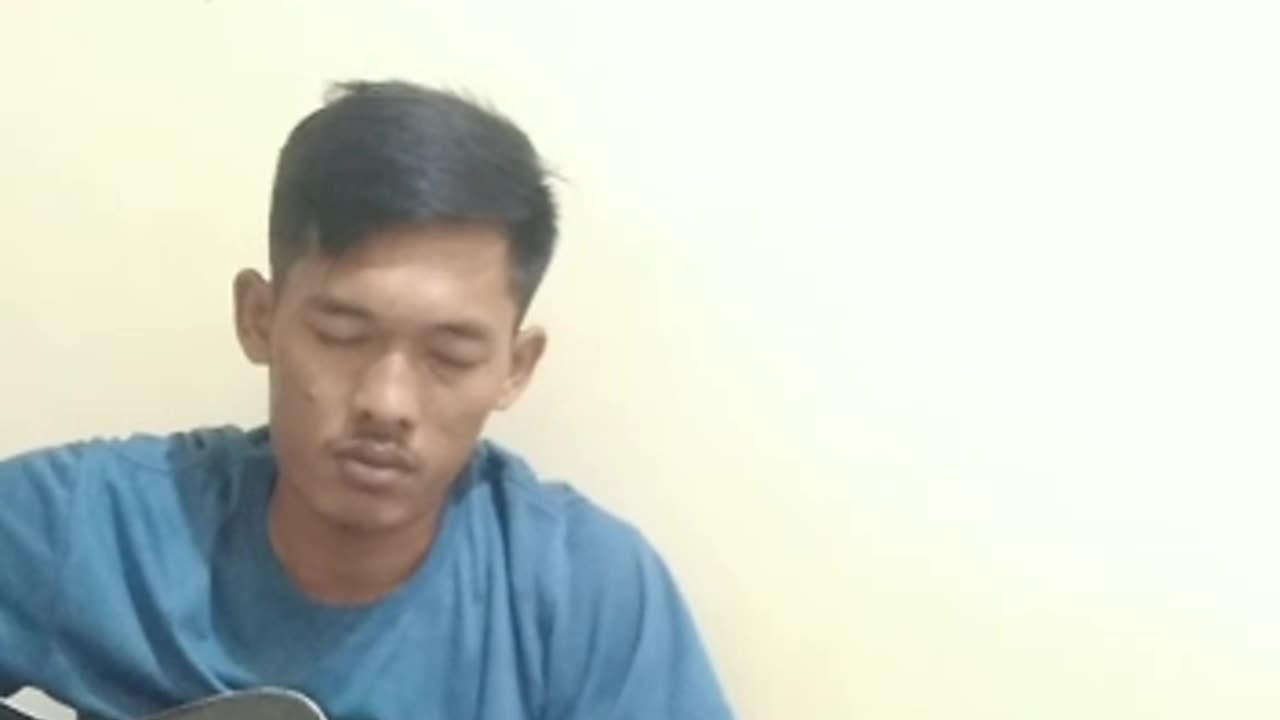 Cover aqustik gerimis mengundang lagu asia