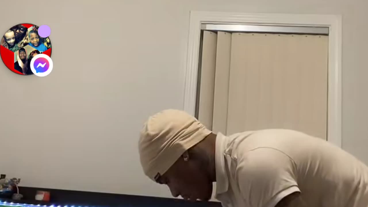 #CLIP3 P MONEYY DOING GIFTS FOR THE FAMILY HAPPY HOLIDAYS PEEPZ