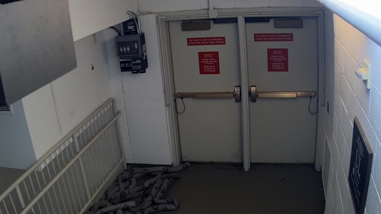 7174CVCULStair8EExit_2021-01-06_15h20min01s217ms.mp4