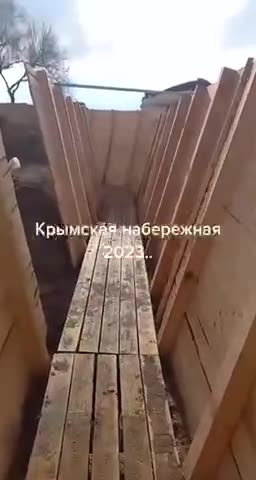 Russians Will Build Trenches Anywhere to Avoid Being Sent to the Front