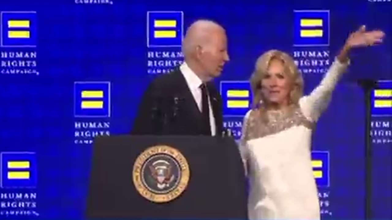 Now they’re sending Jill out to drag Joe Biden off the stage so he doesn’t get lost