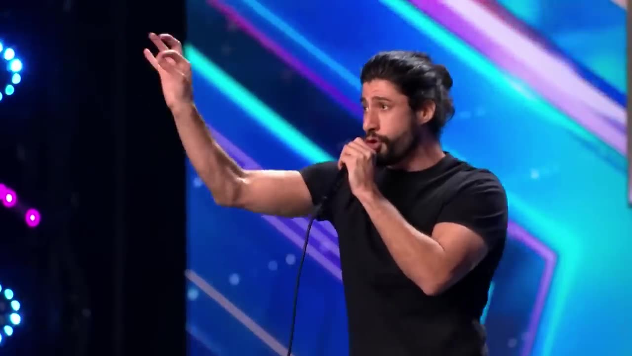 Britain’s Got Talent GOLDEN BUZZER Audition - Pyramids (Beatbox Loopstation) - MB14