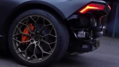 1200BHP Lamborghini #shorts#firespitting#supercar